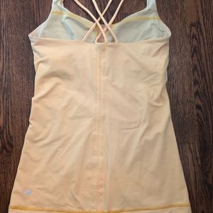 Lulu Lemon tank